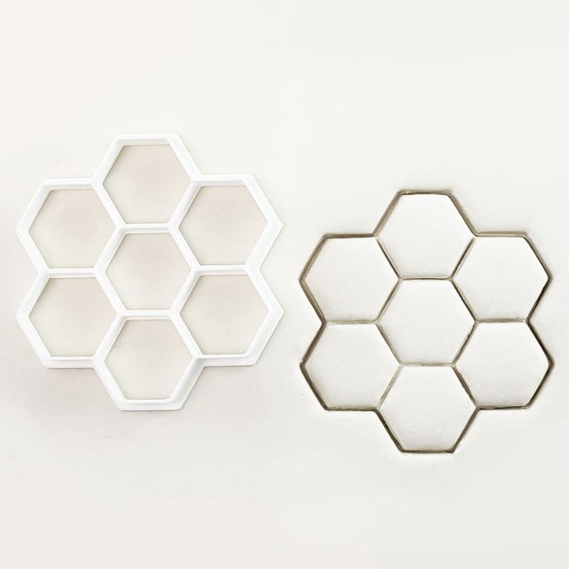 4 Pcs Bee Themed Cookie Cutter - đánh giá và giá Kitchen Baking Cookies